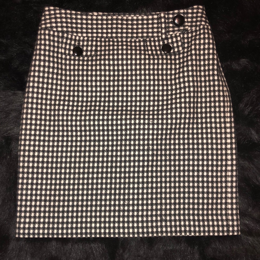 Ann Taylor houndstooth skirt 🌟 - Picture 1 of 6